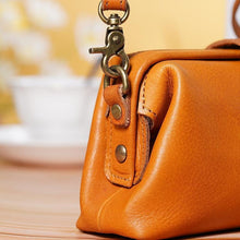 Load image into Gallery viewer, PREMIUM LEATHER RETRO HANDMADE BAG
