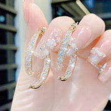 Load image into Gallery viewer, Cross Curved Earrings✨
