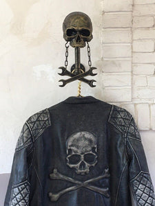 ☠️Motorcycle skull helmet holder (🎁gift for bikers).